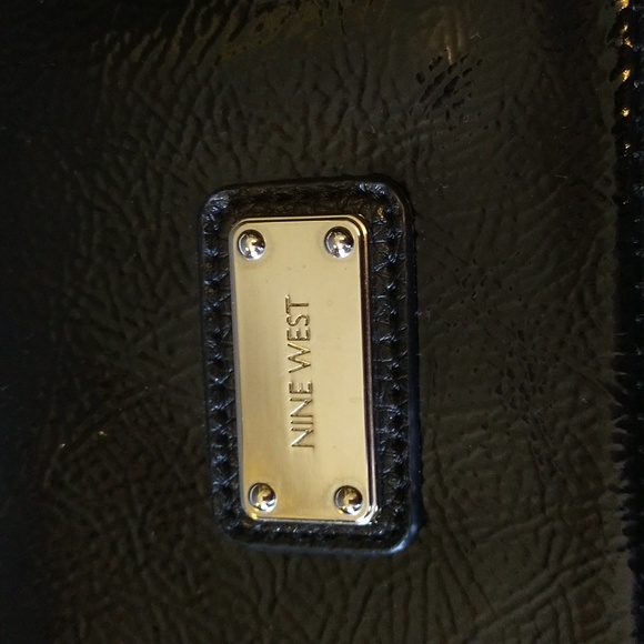 VGUC. Nine West black handbag / shoulder bag. - Picture 3 of 8